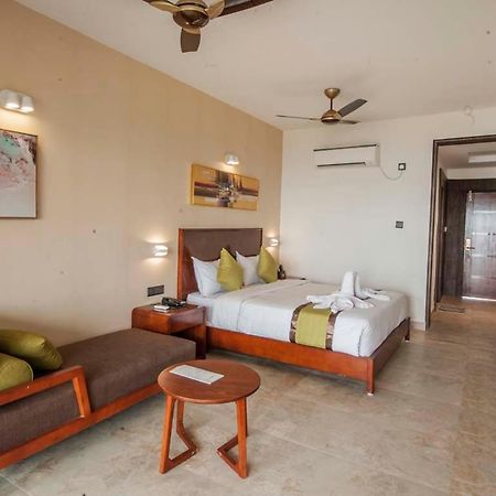 Hotel Sonar Bangla Taki Hasnabad Buitenkant foto