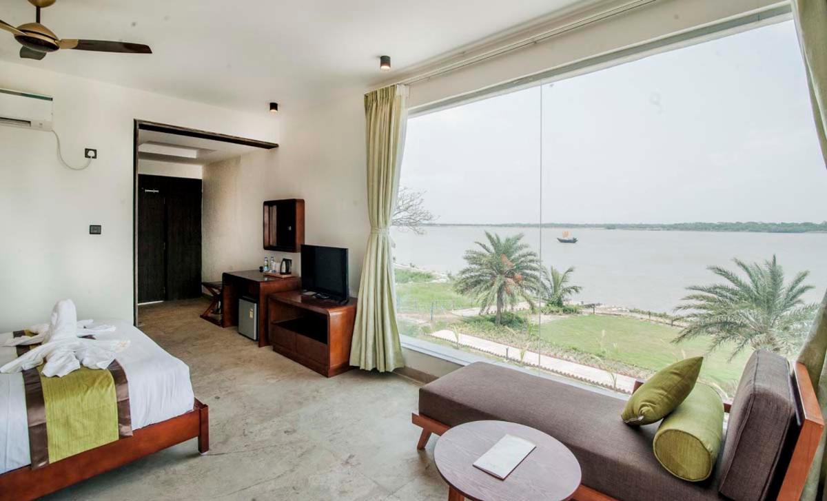 Hotel Sonar Bangla Taki Hasnabad Buitenkant foto