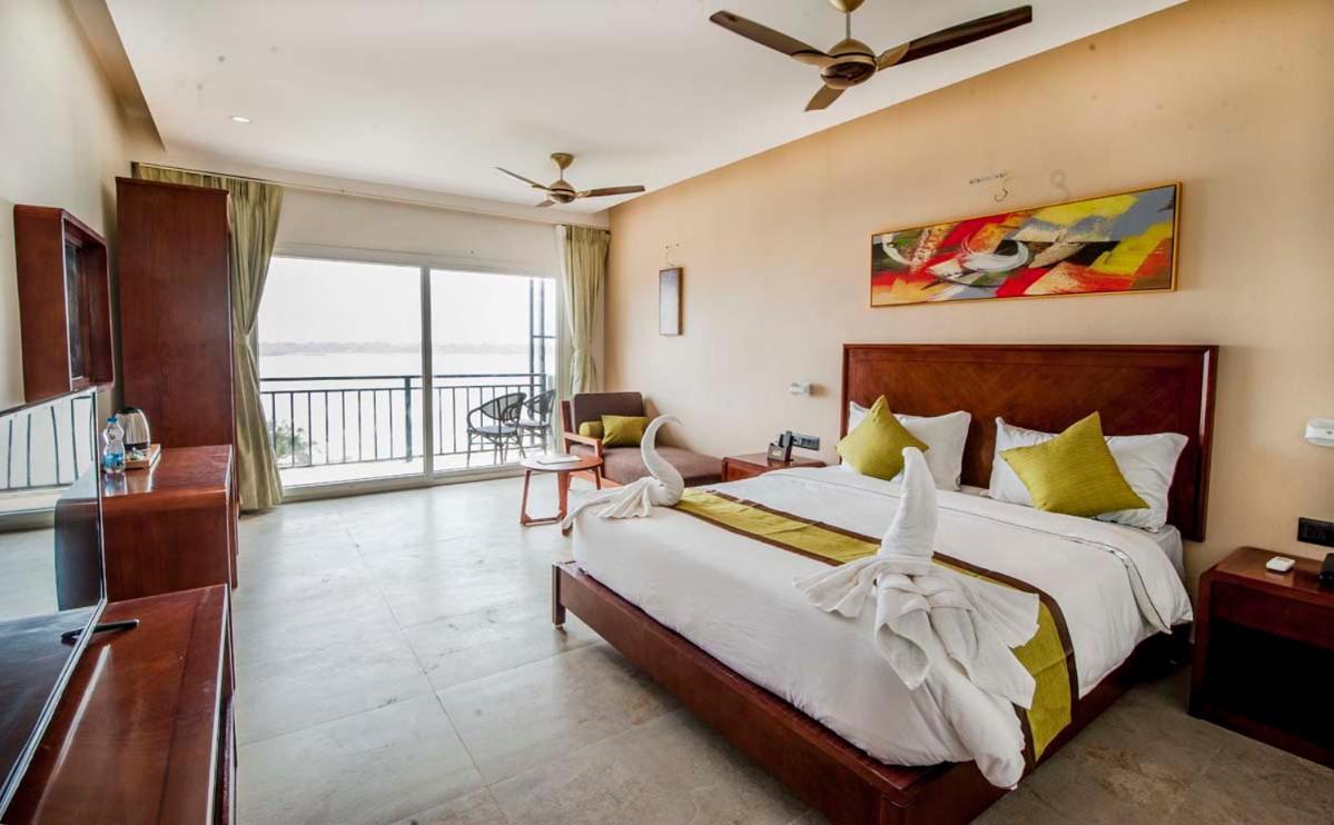 Hotel Sonar Bangla Taki Hasnabad Buitenkant foto